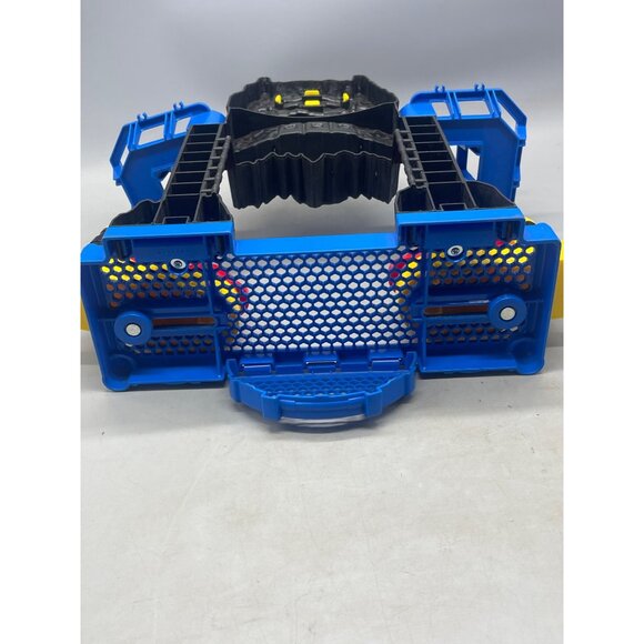 Fisher-Price Imaginext DC Super Friends Battle fight Batcave Playset batman 2016 - Picture 8 of 9